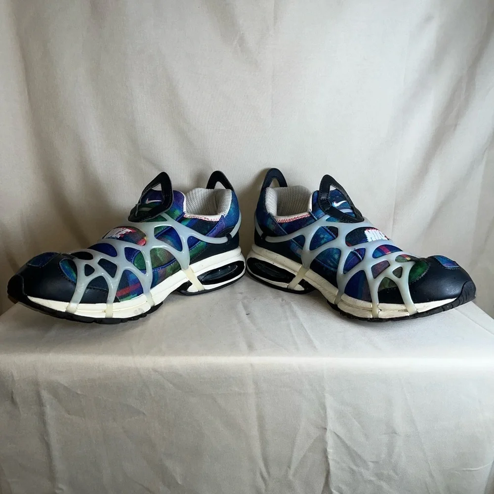 Nike Black and Blue Athletic Sneakers
